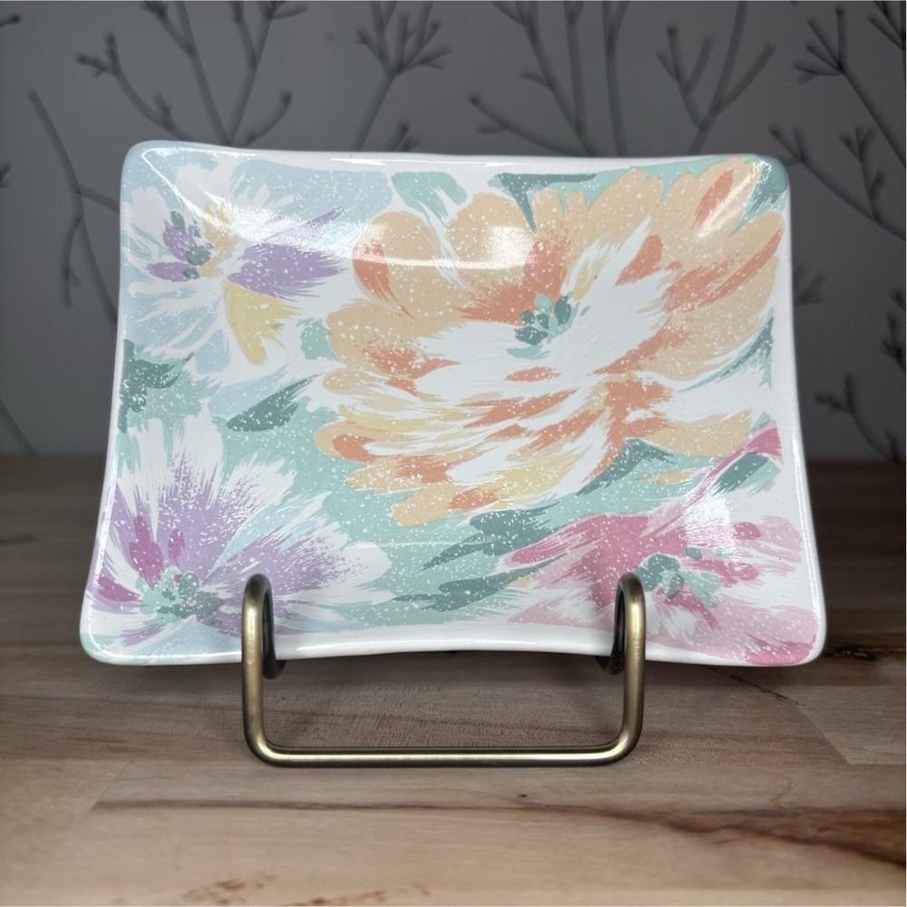 VTG EXCELL HOME FASHIONS Floral Rectangular Ceramic Soap Dish‎ 5.5"x4.5"